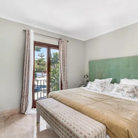 All About Puente Romano Penthouse *